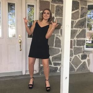 Meet your Posher, Isabelle